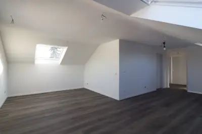 Helle 3-Zimmer Dachgeschosswohnung